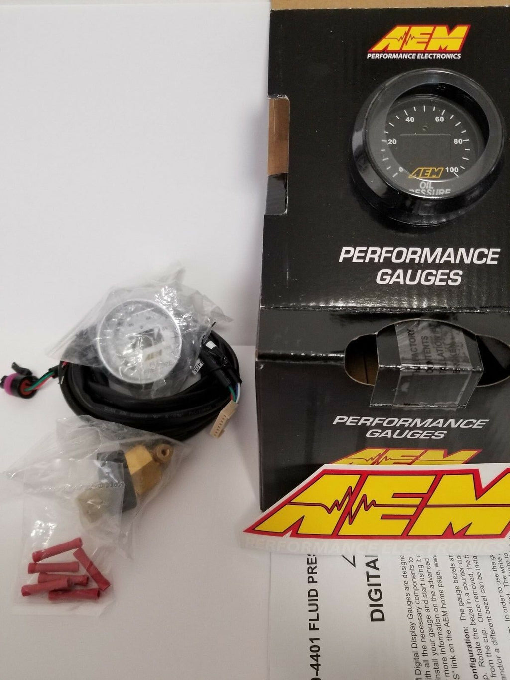 AEM Power 52mm Digital Gauge Oil / Fuel Pressure 0-100 PSI 7 Bar - Universal