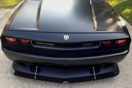 APR Performance Carbon Fiber Front Wind Splitter w/ Support Rods - Dodge Challenger SRT-8 (2008-2010)