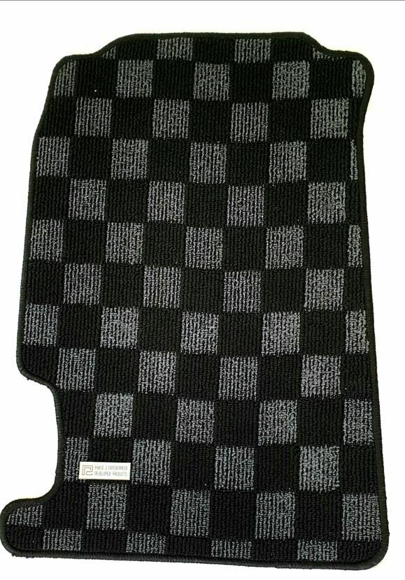 Phase 2 Motortrend (P2M) Checkered Flag Race Carpet Floor Mats Set - Honda Civic Del Sol (1995-1998))