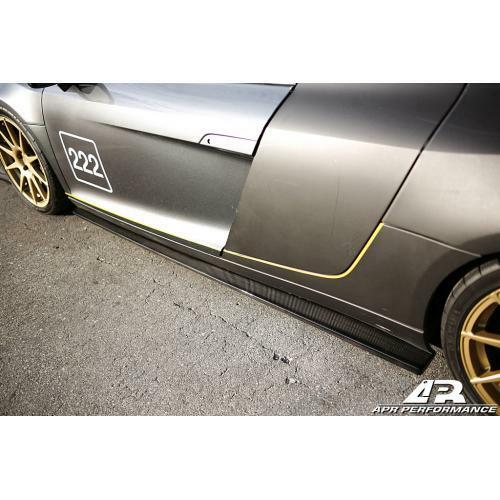 APR Performance Carbon Fiber Side Rocker Extensions Skirts Set - Audi R8 (2006-2014)