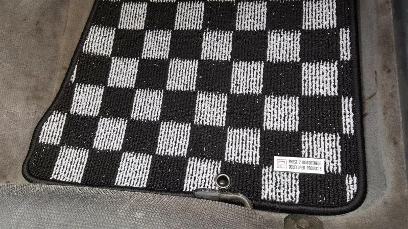 P2M Checkered Floor Mats (Light White) - Nissan 240SX S13 (1989-1994) - P2-CPTNS13LW-TP