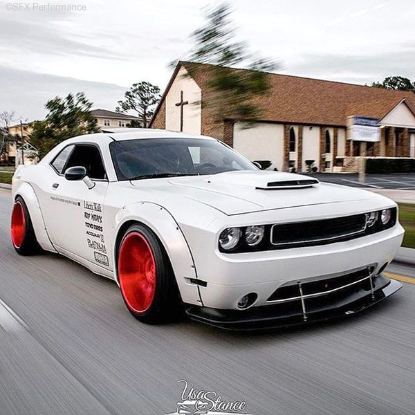 APR Performance Carbon Fiber Front Wind Splitter w/ Support Rods - Dodge Challenger SRT-8 (2008-2010)