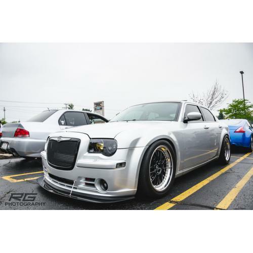 APR Performance Carbon Fiber Wind Splitter w/ Rods - Chrysler 300c SRT8 (2004-2010)