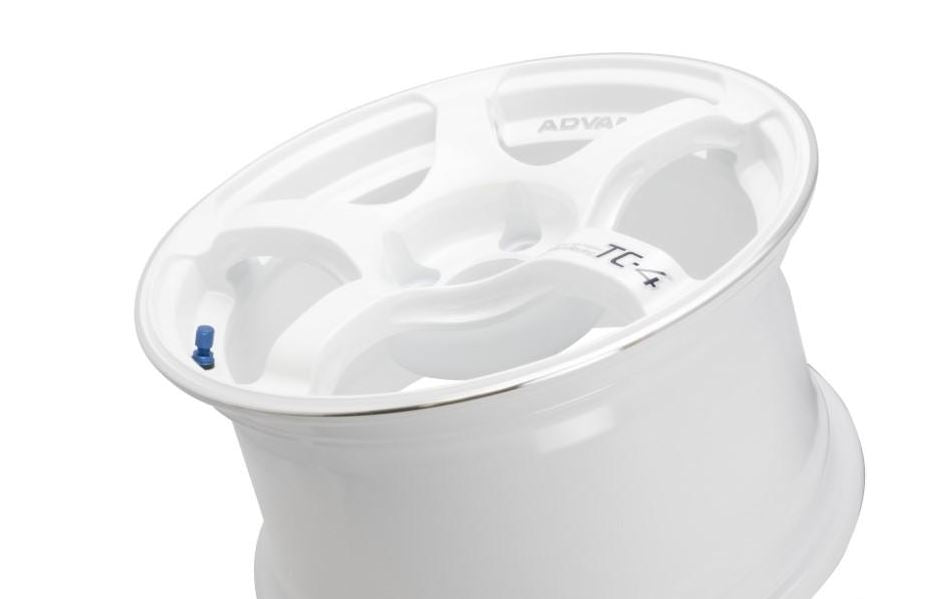 Advan Racing TC4 18x8 / 5x114.3 / +12mm Offset - White