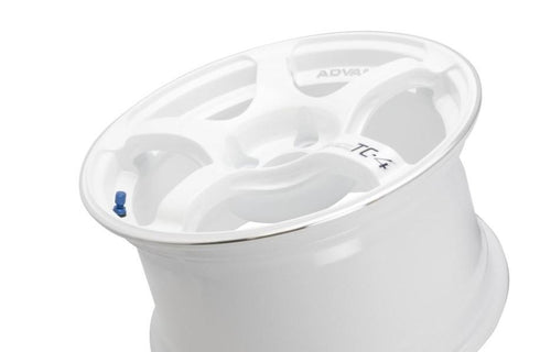 Advan Racing TC4 18x8 / 5x114.3 / +12mm Offset - White