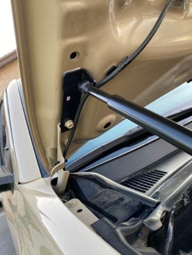 P2M Black Hood Dampers - Toyota Tacoma (2017+) - P2-BHDTACO17-TP