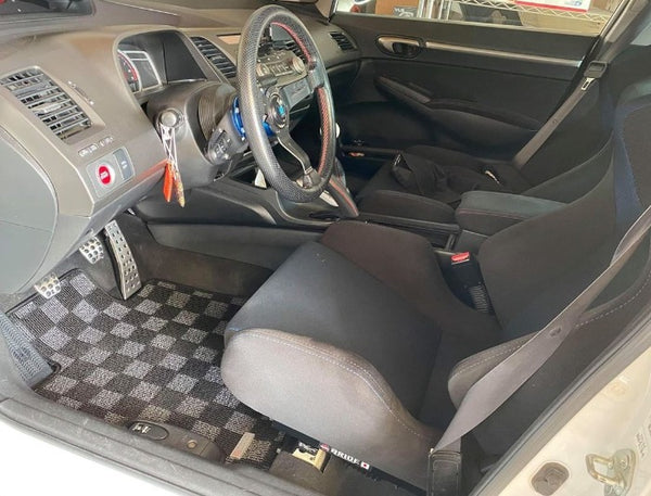 Phase 2 Motortrend (P2M) Checkered Carpet Race Floor Mats - Honda Civic Sedan FA5 (2006-2011)