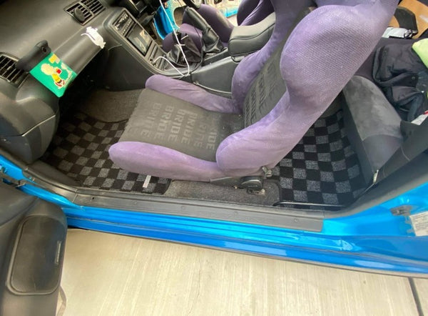 Phase 2 Motortrend (P2M) Front & Rear Checkered Flag Race Carpet Floor Mats - Nissan R32 Skyline GT-R