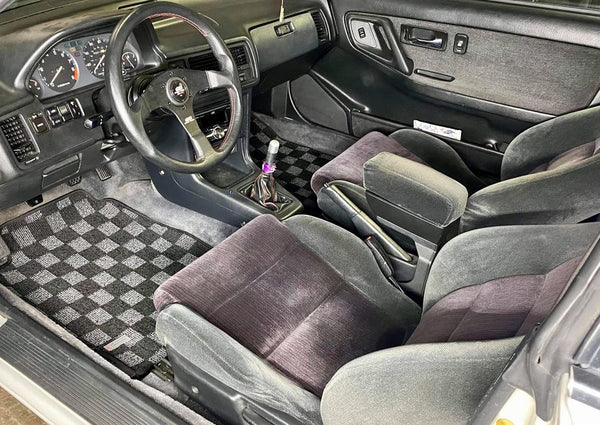 Phase 2 Motortrend (P2M) Checkered Flag Race Carpet Floor Mats Front & Rear - Acura Integra DA / DB (1990-1993)