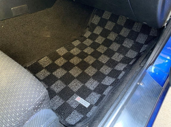 Phase 2 Motortrend (P2M) Checkered Flag Race Carpet Floor Mats - Mazda Miata NA NB (1990-2005)