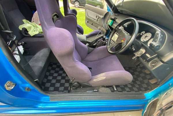 Phase 2 Motortrend (P2M) Front & Rear Checkered Flag Race Carpet Floor Mats - Nissan R32 Skyline GT-R