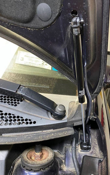 Phase 2 Motortrend (P2M) Black Series Engine Hood Bonnet Dampers Set - Honda Fit GD (2007-2008)