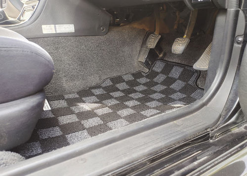 Phase 2 Motortrend (P2M) Front & Rear Checkered Flag Race Carpet Floor Mats - Nissan R32 Skyline GT-R