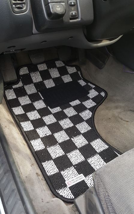 P2M Checkered Floor Mats (Light White) - Nissan 240SX S13 (1989-1994) - P2-CPTNS13LW-TP