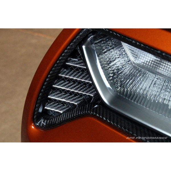 APR Performance Carbon Fiber Taillight Bezels - Chevrolet Corvette C7 & Z06 (2014-2019)